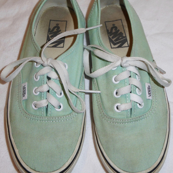 lace up vans womens